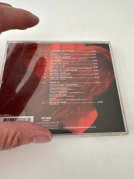 Product image 3 of 3