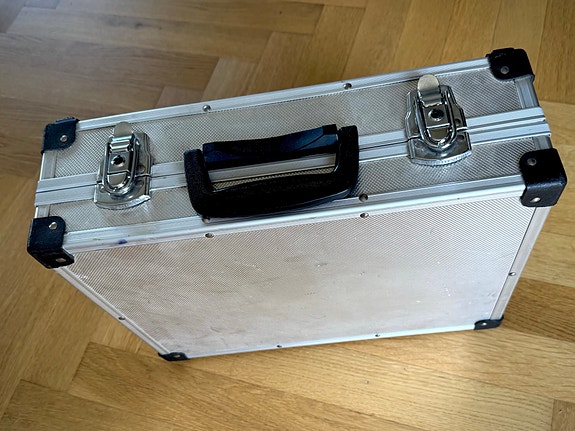 Product image 8 of 9