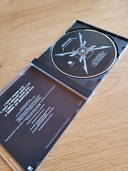 Product image 2 of 3