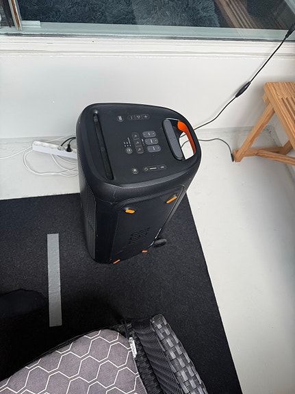 Product image 8 of 9