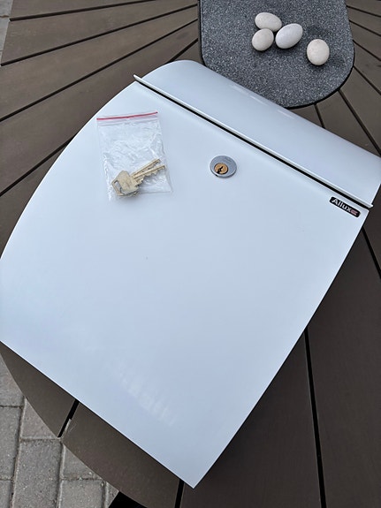Product image 2 of 8