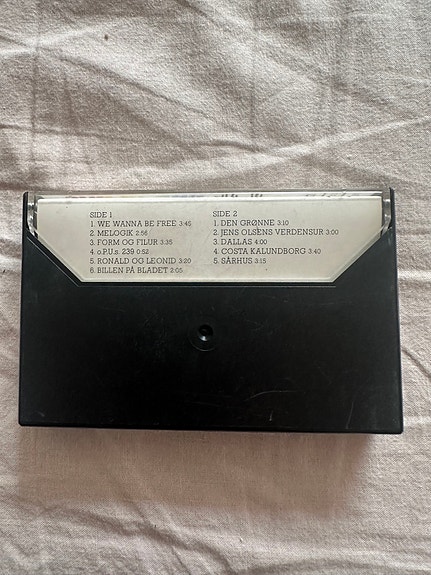 Product image 2 of 3