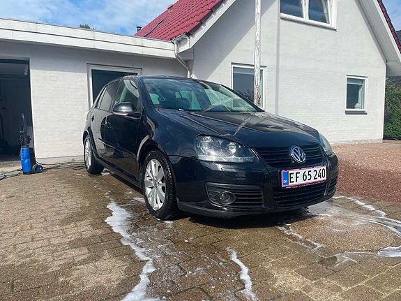 VW Golf V