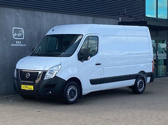 Nissan Interstar