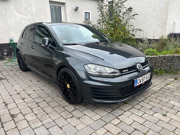 VW Golf VII