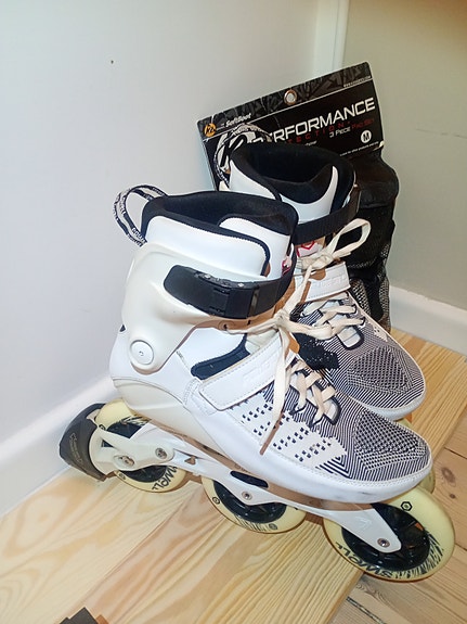 Product image 2 of 9