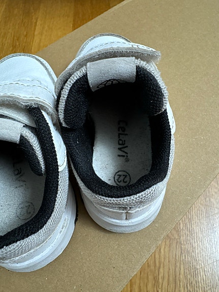 Product image 2 of 11