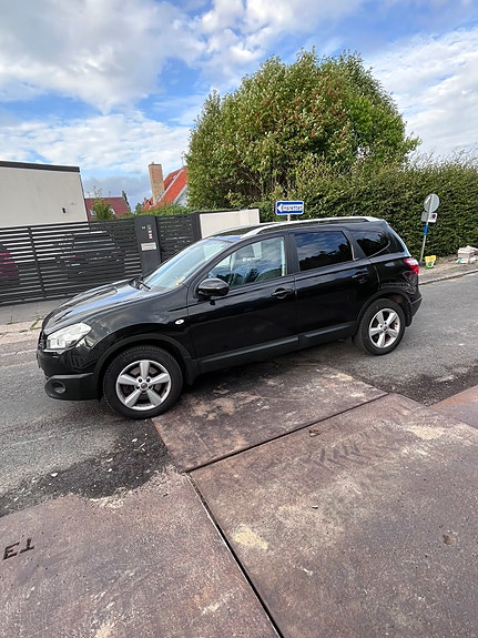 Nissan Qashqai+2