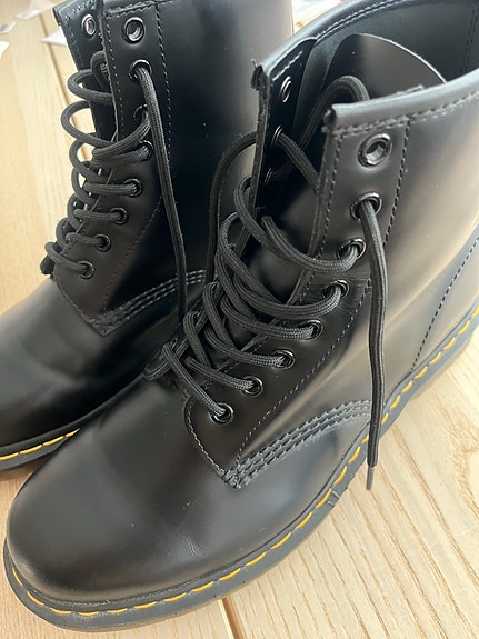 Product image 16 of 17