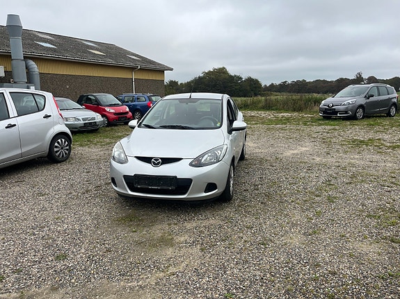 Mazda 2