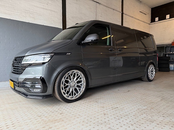 VW Transporter