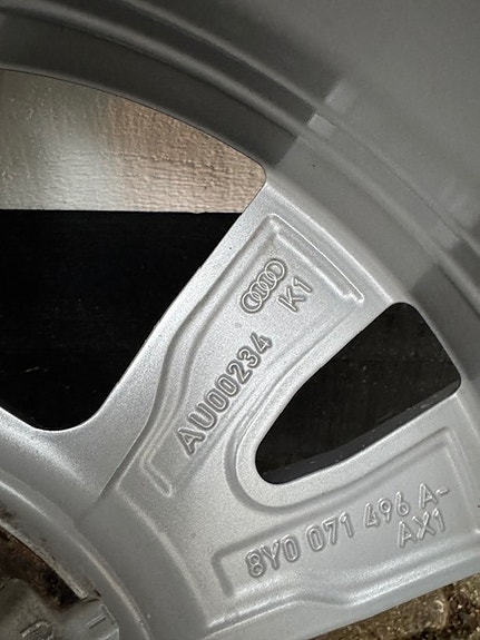 Product image 8 of 9