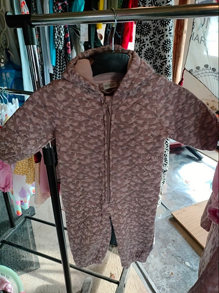 Product image 16 of 16