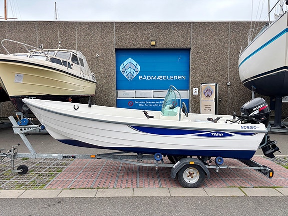 Terhi 6020 Nordic Styrepultsbåd