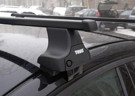 Velholdte Thule tagbøjler (SquareBar / Rapid System)