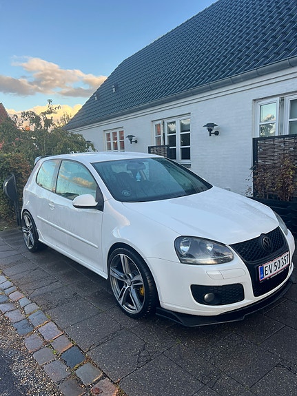 VW Golf V