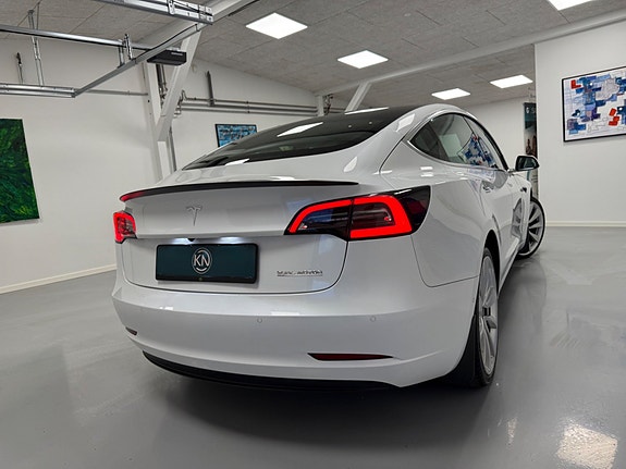 Tesla Model 3 Performance AWD 88 kWh 489ch - Autonomie 530km - Jantes 20" - Régulateur adaptatif