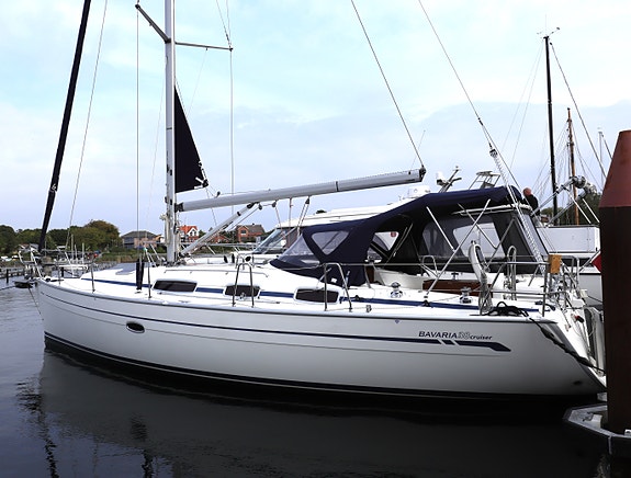 Flot opgraderet og vedligeholdt Bavaria 38 klar til nye eventyrer.