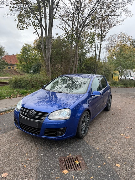 VW Golf V