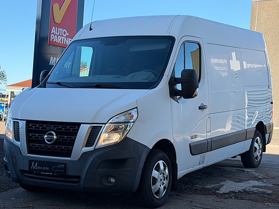 Nissan NV400