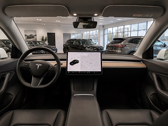 Tesla Model 3 Standard Range RWD 275ch - Pompe à chaleur - Batterie LFP - Hayon éléctrique