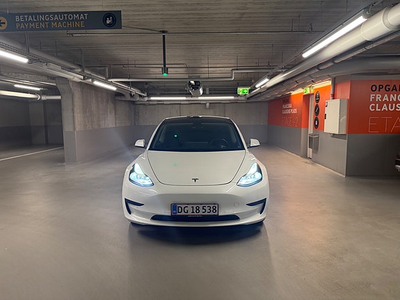 Tesla Model 3 Standard Range RWD 275ch - Pompe à chaleur - Batterie LFP - Hayon éléctrique