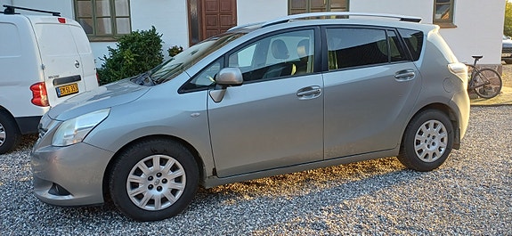 Toyota Sportsvan