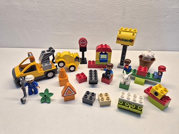 Duplo Kranbil, Benzinstation og Legeplads, Sælges som vist