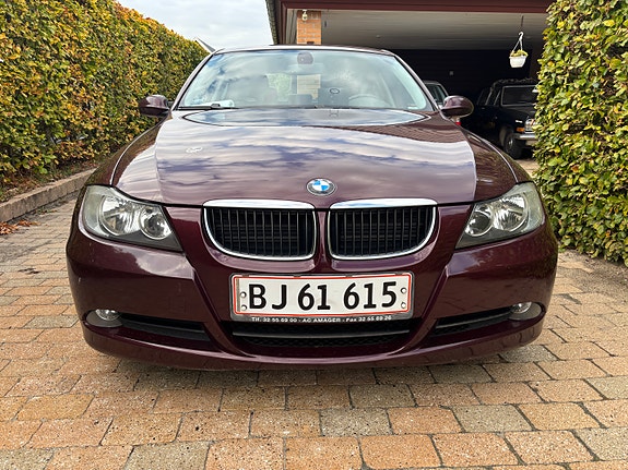 BMW 320i