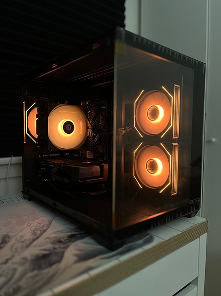 Product image 1 of 8