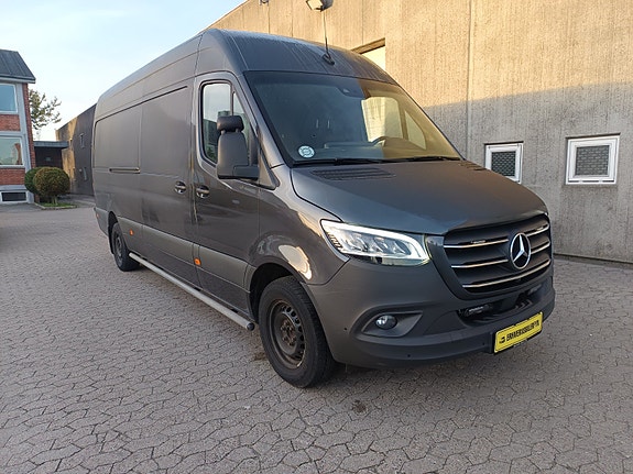 Mercedes Sprinter 319