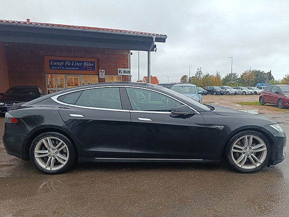 Tesla Model S 85D 385ch 4x4 - Supercharge gratuite - 1 ère main - Sièges chauffants éléctriques