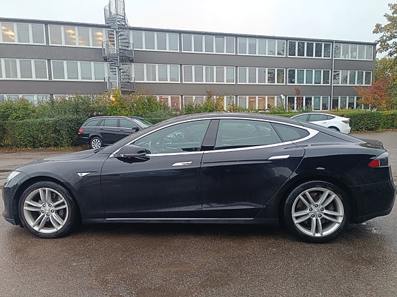 Tesla Model S 85D 385ch 4x4 - Supercharge gratuite - 1 ère main - Sièges chauffants éléctriques