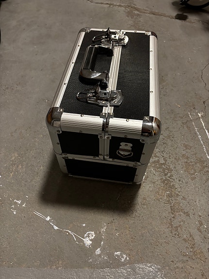 Product image 1 of 3