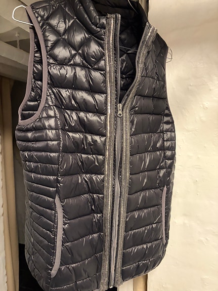 Culture vest