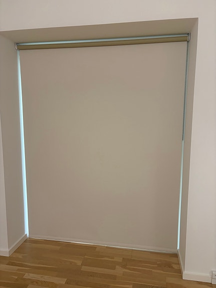 Premium Blackout Roller Blind – 179 x 226 cm – Excellent Condition