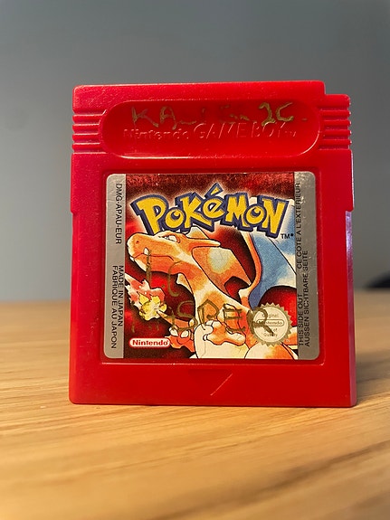Nintendo Pokémon Red GameBoy Spil