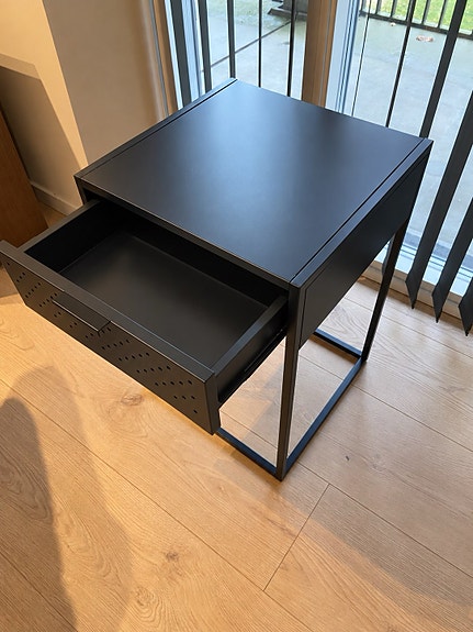 2 STK Sengebord sort Alu
