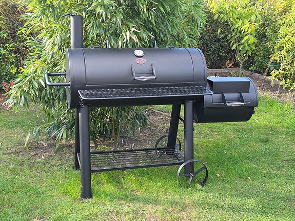Char-griller - Competition Pro Offset Smoker & Grill. Model #8125
