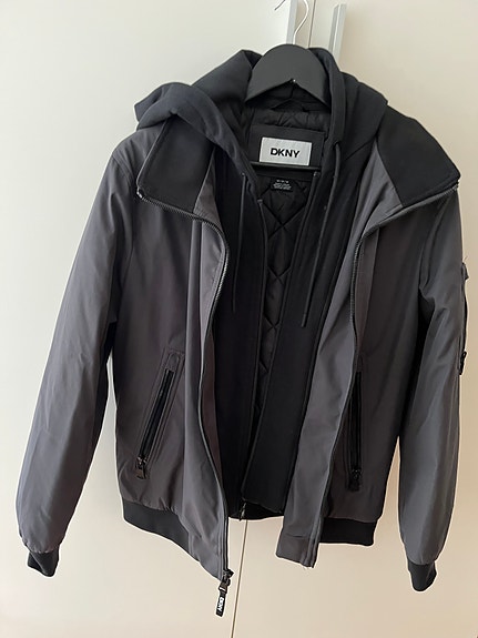 Ny jakke fra DKNY