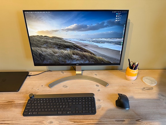 LG 27" skærm / monitor hvid