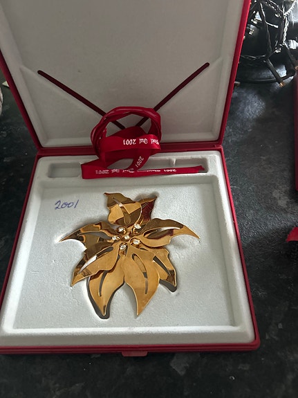 Georg Jensen juleuro 2001 med bånd