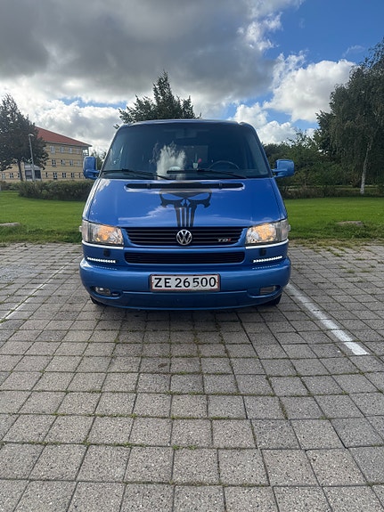 VW Caravelle
