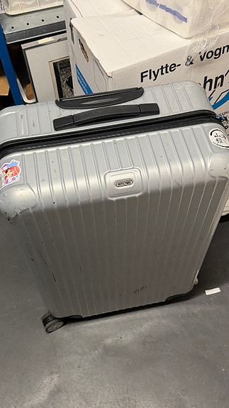 Product image 1 of 2