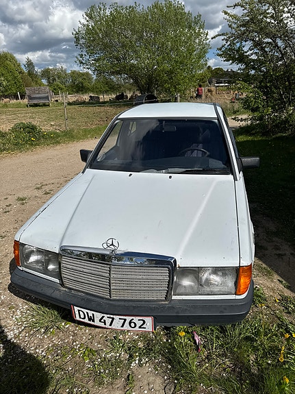 Mercedes 190 E
