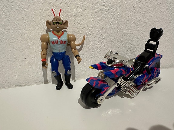 Vintage Biker Mice from Mars Throttle 3 figur og motorcykel