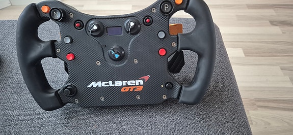 Fanatec McLaren GT3 V2