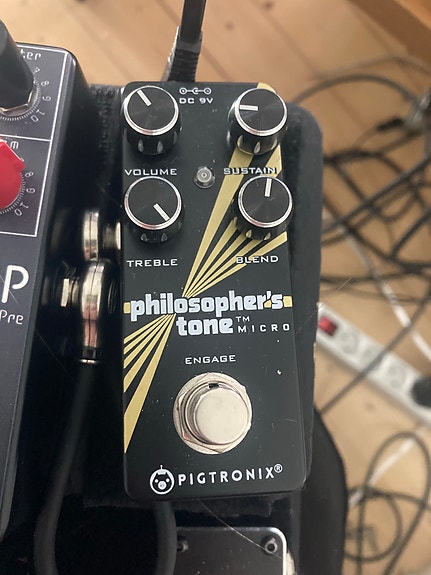Guitar pedaler – kompressor, chorus, tremolo og overdrive