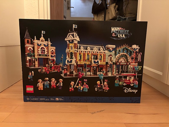 LEGO Disney Main Street USA