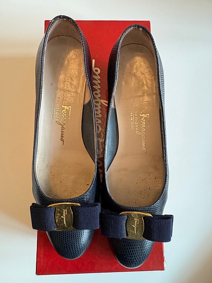 Product image 1 of 8